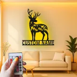 Insegna in metallo personalizzata con silhouette di cervo e luce LED regalo per amanti della natura decorazione per chalet o lodge