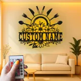 Plaque de cuisine personnalisée | Décoration murale en métal LED avec fleurs | Décor sur mesure avec ustensiles de chef | Cadeau pour maman pour restaurant et maison