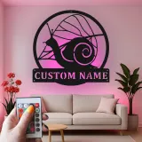 Insegna in metallo personalizzata a forma di lumaca con LED | Regalo personalizzato per giardinieri | Decorazione da parete per patio esterno | Arredo ispirato alla natura