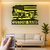 Personalisierte Vintage Doppeldecker LED Licht Metall-Wandkunst Geschenk für Piloten mit amerikanischem Flaggen-Design