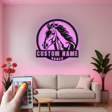 Cartel LED personalizado para rancho con caballo | Decoración mural de metal personalizada | Regalo ecuestre para amantes de los caballos | Decoración para la entrada del establo