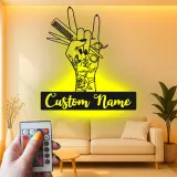 Enseigne LED en métal pour coiffeur | Décoration murale de salon personnalisée | Art sur mesure pour barber shop | Plaque nominative inspirée du tatouage
