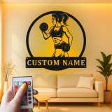 Cartel LED personalizado de chica fitness | Arte de metal con nombre personalizado para gimnasio en casa | Decoración de sala de entrenamiento | Regalo motivacional para ella