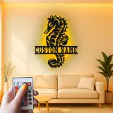 Cartel de metal personalizado de caballito de mar con LED | Arte mural náutico personalizado | Regalo de decoración para casa de playa y hogar costero