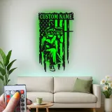 Panneau Personnalisé Joueur de Paintball | Décoration Murale en Métal Rétroéclairée avec Drapeau Américain | Décor de Salle de Jeu avec Nom Personnalisé | Cadeau pour Paintballeur