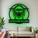 Cartel LED de Calavera y Hachas Personalizado | Decoración Gótica para Cueva de Hombres | Arte de Horror Personalizado | Regalo de Garaje para Él