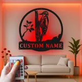 Personalisierte Specht LED-beleuchtete Metall-Wandkunst Geschenk für Naturfreunde Rustikale Wohnkultur für Vogelenthusiasten