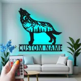Custom Wolf Mountain Scene Led Light Metal Wall Art Personalized Gift for Nature Lovers Rustic Cabin Decor 2