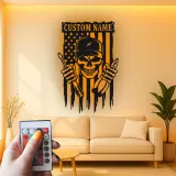 Panneau en métal crâne de mécanicien personnalisé | Décoration murale rétroéclairée pour garage | Cadeau patriotique pour réparateur avec drapeau américain
