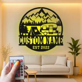 Cartel de metal LED con camper y tienda personalizado, regalo de aventura al aire libre para decoración de cabaña o RV