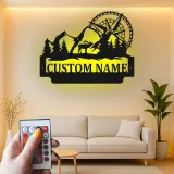 Letrero LED de bicicleta de montaña y alce | Decoración mural de metal personalizada para cabaña rústica | Regalo personalizado para amantes de la aventura al aire libre y el ciclismo