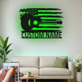 Insegna in metallo Chitarra e bandiera americana | Arte murale LED personalizzata per musicisti | Decorazione patriottica per casa e studio