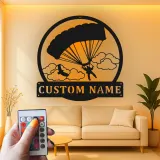 Panneau LED Personnalisé de Parachutiste | Décoration Murale en Métal Personnalisée | Décoration Sportive Aventure | Plaque Nom Rétroéclairée pour Aviateur