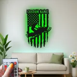 Insegna in metallo personalizzata per motoslitta | Arte LED con bandiera americana | Decorazione patriottica per garage personalizzata per motociclisti | Regalo per sport invernali
