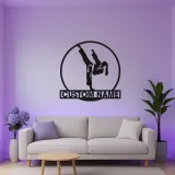 Panneau LED personnalisé de fille de karaté | Art mural en métal pour artiste martiale féminine | Décor de dojo et de gym de style Japandi | Cadeau
