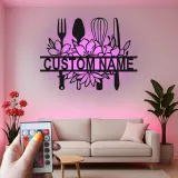 Cartel de cocina personalizado con LED | Arte mural de utensilios de metal floral personalizado | Regalo de decoración de chef para mamá | Decoración de cocina moderna de granja
