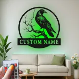 Insegna in metallo LED personalizzata con corvo - Regalo unico per amanti degli uccelli e decorazione per ufficio o soggiorno