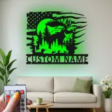 Insegna in metallo personalizzata con alce | Arte da parete faunistica LED con bandiera americana | Decorazione e regalo per cabin di cacciatori
