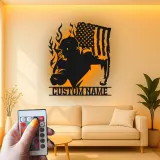 Plaque LED personnalisée joueur de football américain | Décoration murale en métal personnalisée pour salle de jeux | Cadeau pour adolescent sportif