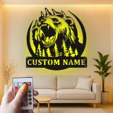 Personalisiertes LED-Licht Metallschild mit Grizzlybär – Geschenk für Naturfreunde, Dekoration für Hütte oder Lodge