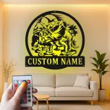 Personalisiertes Triceratops LED Licht Metallschild Geschenk für Kinderzimmer Dekor für Dinosaurierliebhaber