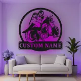 Décoration murale en métal LED personnalisée pour pilote de moto - Cadeau de motard pour lui, décoration de garage pour passionnés de moto