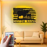 Personalisierte Kuh-und-Kalb LED-beleuchtete Metall-Wandkunst mit amerikanischer Flagge – Landhausgeschenk für Landwirte, rustikale Wohndeko