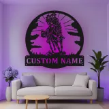 Décoration murale en métal personnalisée représentant un couple de cowboys à cheval avec rétroéclairage LED - Cadeau western - Décor rustique pour la maison