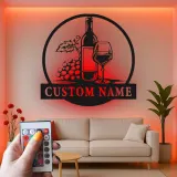 Insegna in metallo personalizzata per bottiglia di vino e bicchiere con luce LED - Regalo personalizzato per amanti del vino, decorazione per cucina o bar 1