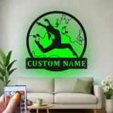 Personalisierte LED-Metall-Wandkunst mit Tänzer und Noten – Geschenk für Tanzliebhaber, Studio- oder Schlafzimmerdeko