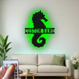 Insegna in metallo personalizzata con cavalluccio marino | Arte murale retroilluminata LED | Decorazione nautica personalizzata per casa al mare | Regalo per amanti dell'oceano