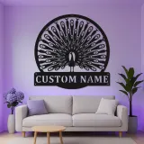 Arte Murale in Metallo LED con Pavone Personalizzato | Insegna con Nome per Soggiorno | Elegante Decorazione Art Deco per Uccelli e Regalo di Matrimonio