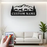 Individuelles Pferde-Ranchschild | Personalisierte LED-Metallkunst | Familienname & Bergszene | Bauernhaus-Wanddekoration