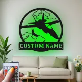 Fighter Jet Metall-Wandkunst | Personalisiertes LED-Schild für den Man Cave | Individuelles Geschenk für Piloten | Militärische Flugzeugdekoration