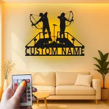 Personalisierte LED-Beleuchtung Metall-Wandkunst mit Bogenschützen-Silhouette – Geschenk für Bogenschützen, Spielzimmer oder Man Cave Dekor