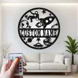 Insegna in metallo personalizzata con astronauta e razzo e luce LED regalo per amanti dello spazio decorazione per camera dei bambini