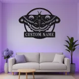 Luna Moth LED Metallschild | Personalisierte Wandkunst | Himmlisches Mond-Dekor für Salon, Studio & Boho-Interieur