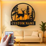 Insegna in metallo LED personalizzata con cervo e foresta, regalo per amanti della natura, decorazione rustica per soggiorno