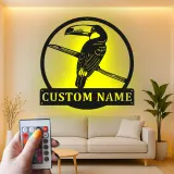 Cartel de metal personalizado de tucán | Arte mural LED con nombre | Decoración de vida salvaje exótica para hogar y negocio | Regalo personalizado para amantes de las aves