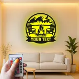 Insegna in metallo personalizzata con scena di montagna e LED per amanti dell'outdoor