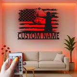 Personalisierte Bogenschießen Amerikanische Flagge LED Licht Metall Wandkunst Einzigartiges Geschenk für Bogenschützen Man Cave oder Garagen Dekor
