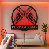 Personalisierte LED-Metall-Wandkunst mit Kettensäge – Geschenk für Holzfäller, Garage oder Werkstatt