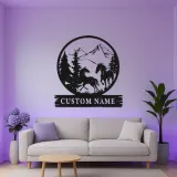 Insegna in metallo personalizzata con LED per cavallo | Arte murale per ranch personalizzata | Decorazione montana con cavalli in corsa per cabin e casa