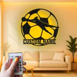 Letrero metálico personalizado de portero | Arte mural LED de fútbol | Decoración con nombre del jugador para habitación infantil | Regalo deportivo moderno