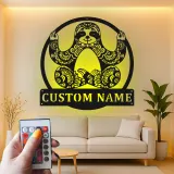 Insegna LED Sloth Mandala Personalizzata | Arte in Metallo su Misura per Studio di Yoga e Decorazione Zen | Regalo per Amanti degli Animali Boho