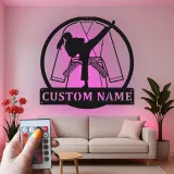 Personalisiertes LED-Metallschild für Kampfsportler – Geschenk für Karate-Enthusiasten, Dojo Wanddekoration