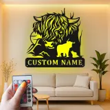Decoración mural de metal LED de vaca de las Highlands | Decoración farmhouse personalizada | Letrero rústico a medida para amantes de los animales