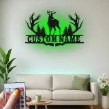 Personalisierte LED-Metall-Wandkunst mit Hirschgeweih – Geschenk für Jäger, rustikale Hüttendeko