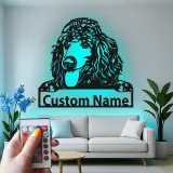 Panneau personnalisé pour Caniche Standard | Décoration murale en métal LED personnalisée | Cadeau pour amoureux des chiens et décor de portrait d'animal de compagnie
