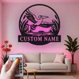 Panneau LED de pélican personnalisé | Art mural en métal pour maison de plage et décoration côtière | Plaque nominative personnalisée